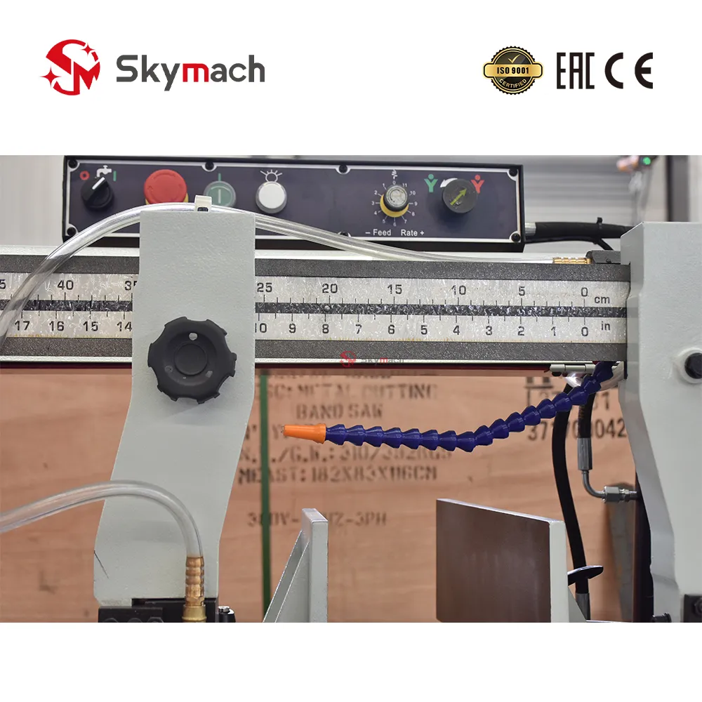 Top-Mounted Operator Control Console & Calibrated Guide Bar