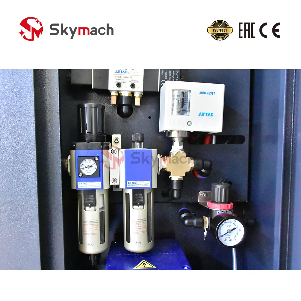 Unidade FRL Pneumática e Válvulas Solenoide Taiwan AirTAC